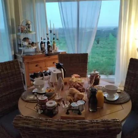 Le Coeur Du Breuil ベッド・アンド・ブレックファスト 3*