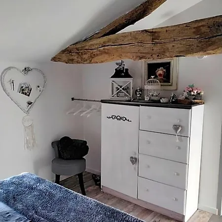 Le Coeur Du Breuil Bed & Breakfast 3*